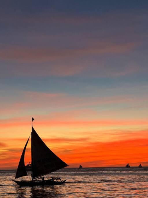 Always Summer Boracay Apartment